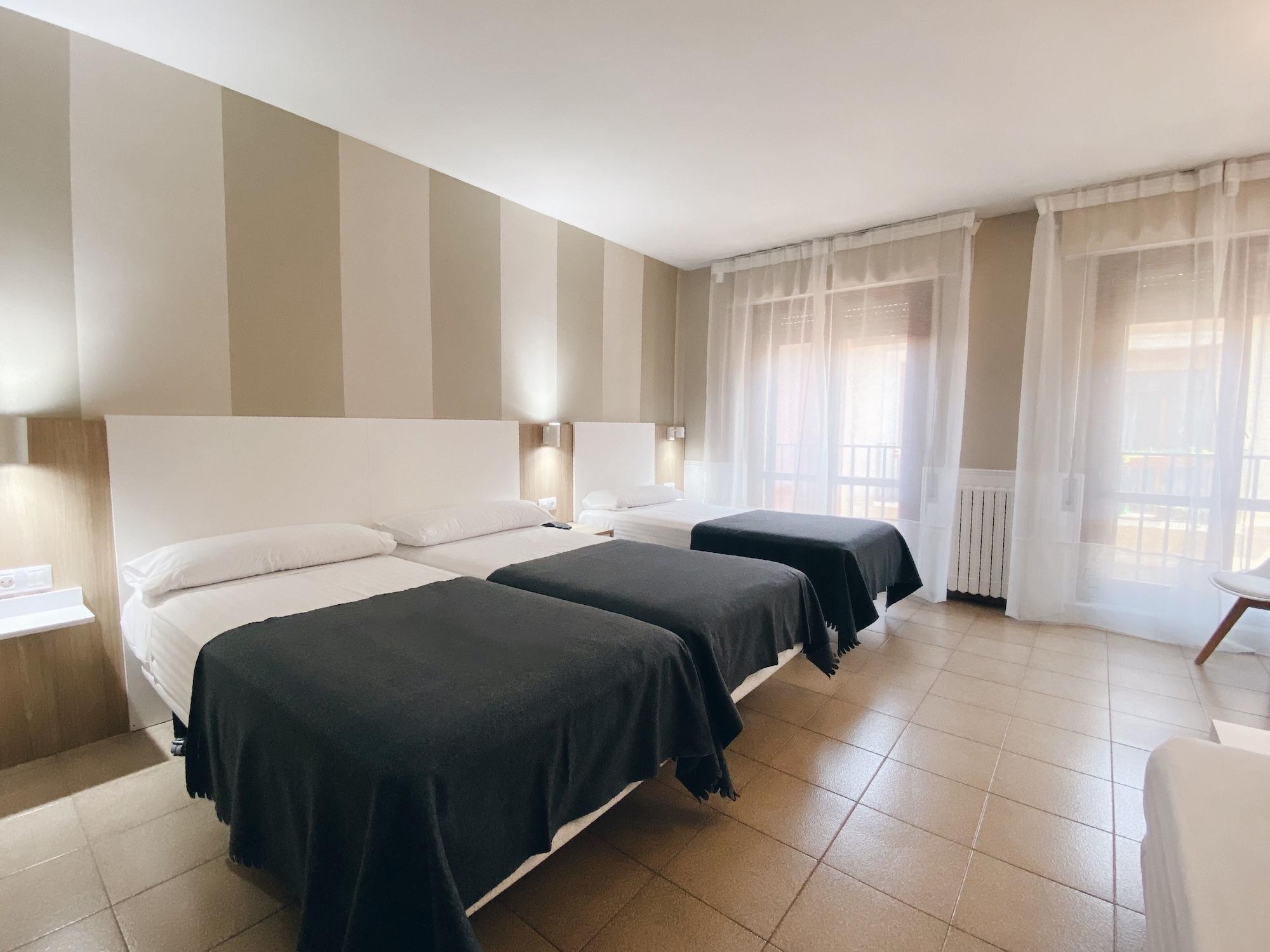 Hotel Rio Arga Zaragoza Dış mekan fotoğraf