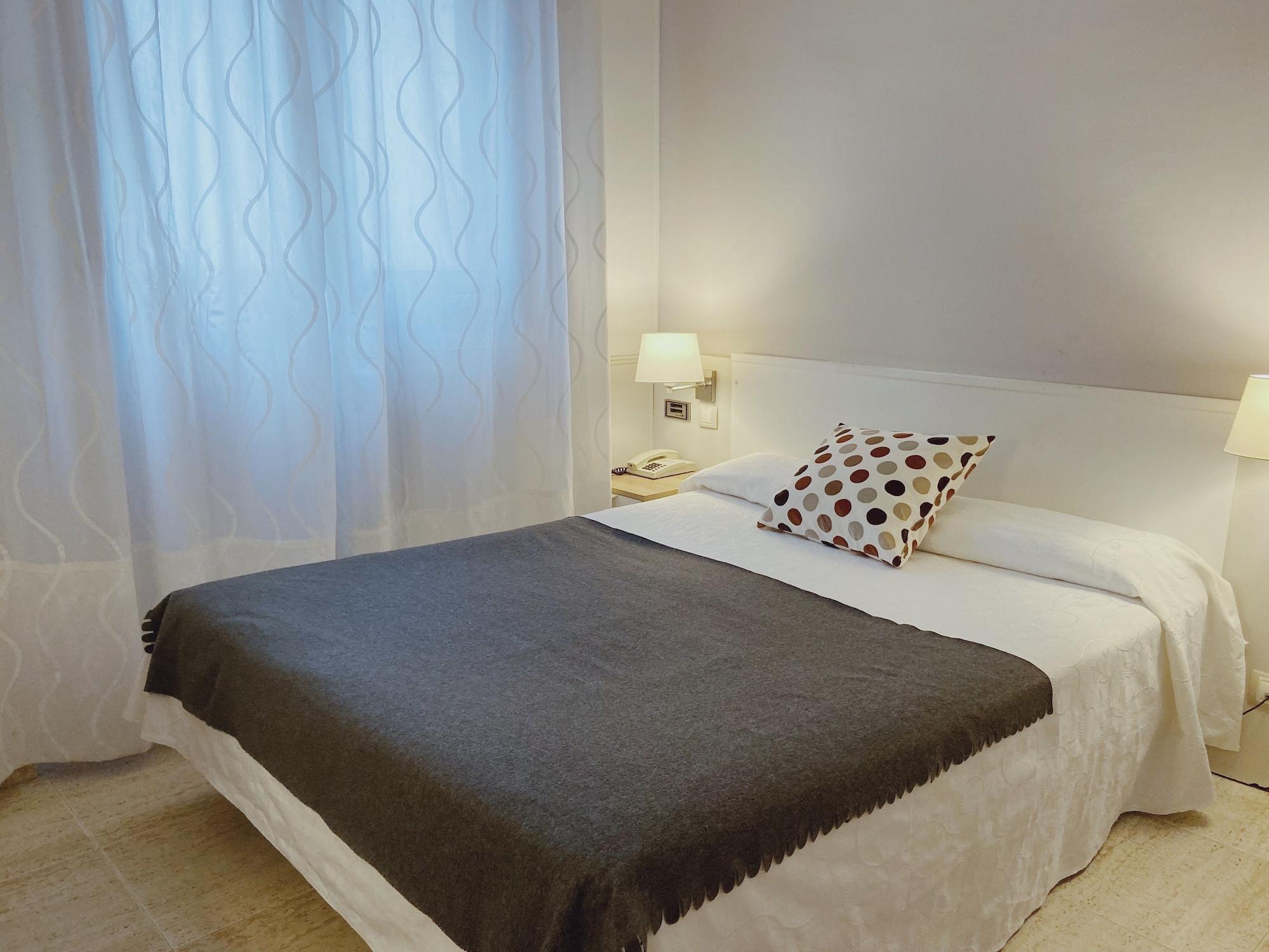 Hotel Rio Arga Zaragoza Dış mekan fotoğraf