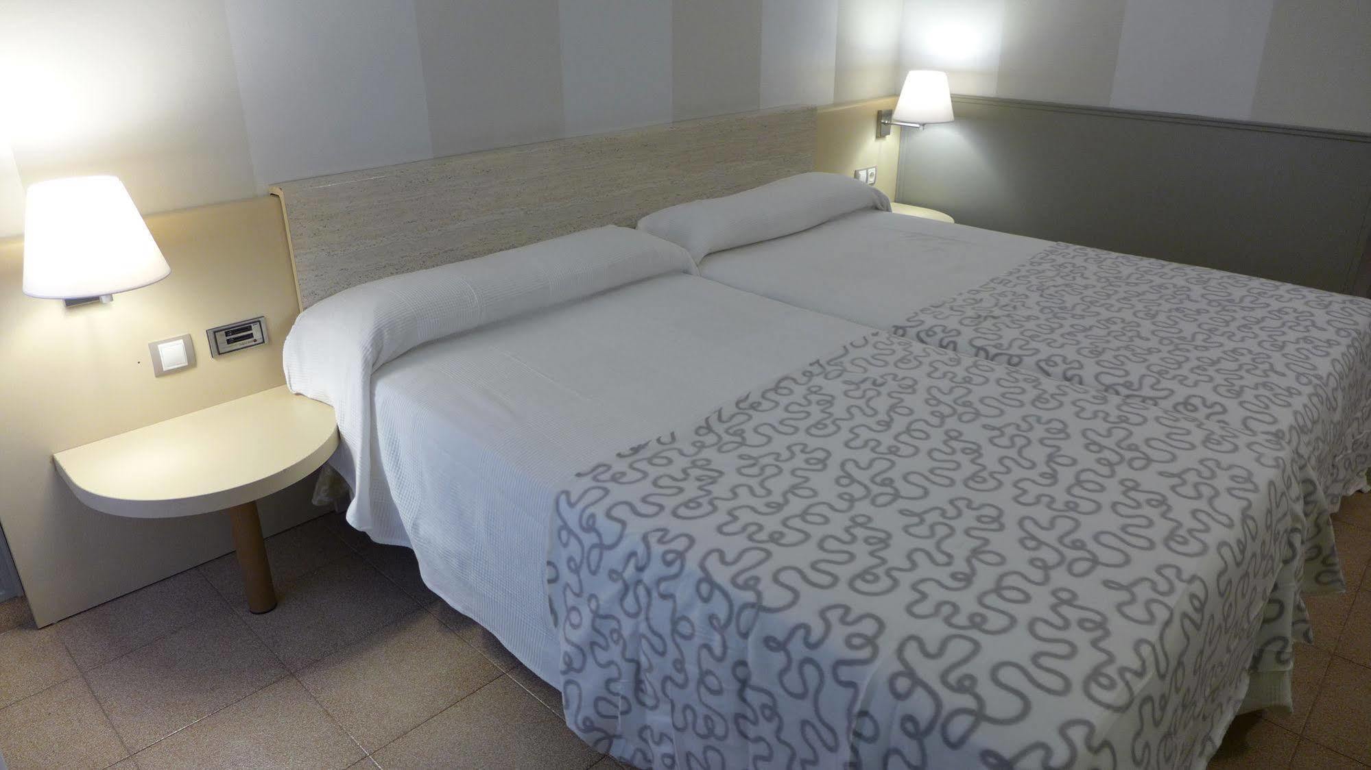 Hotel Rio Arga Zaragoza Dış mekan fotoğraf