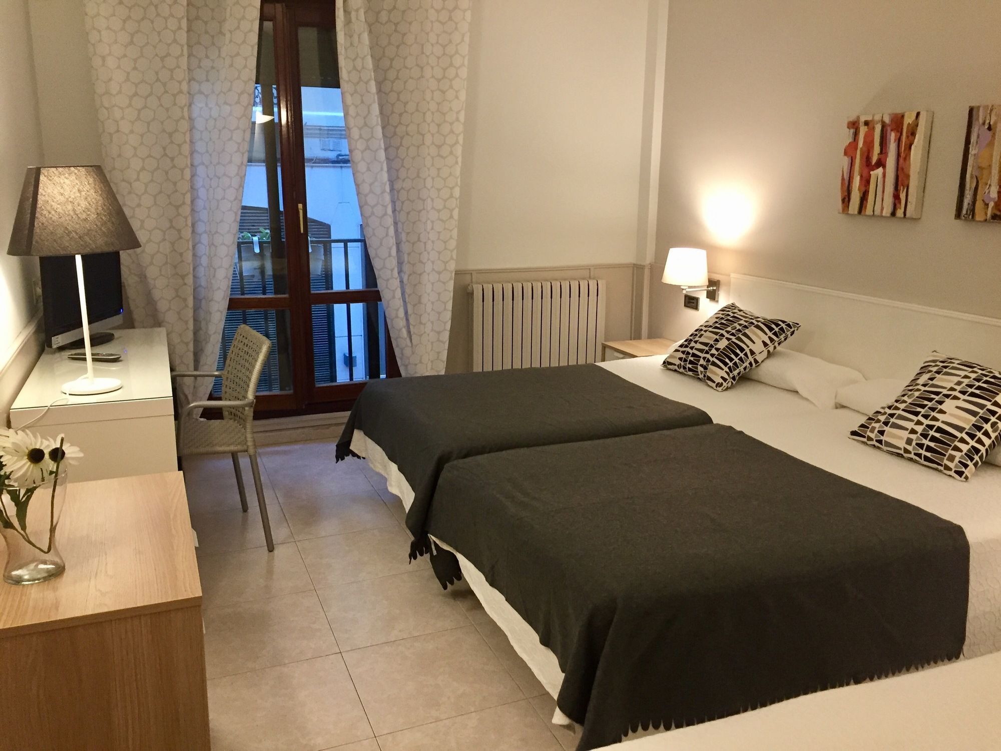 Hotel Rio Arga Zaragoza Dış mekan fotoğraf